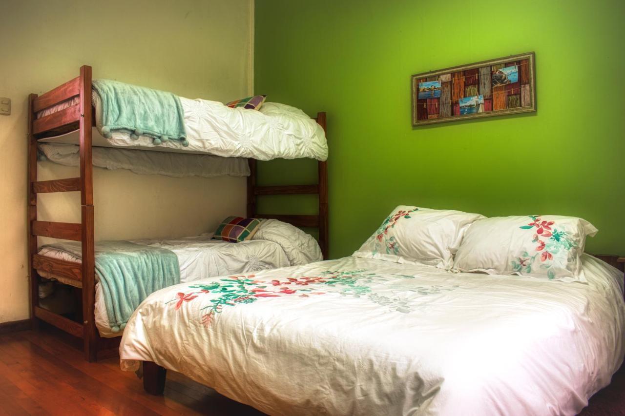 Green Hostel Valdivia Buitenkant foto
